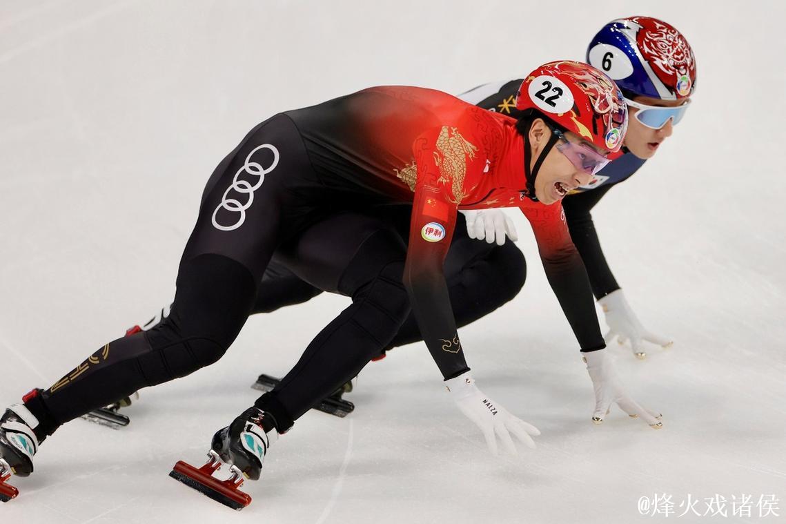 短道速滑世界杯男子5000米接力 中国队勇夺银牌